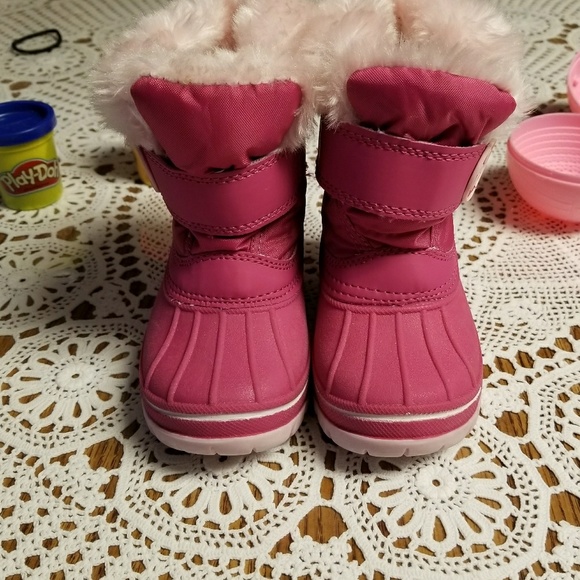 Other - ❤❤SOLD❤❤ Kids snow boots